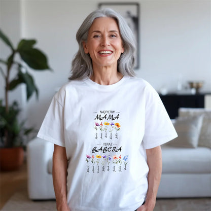 24.Senior woman white gildan 5000f
